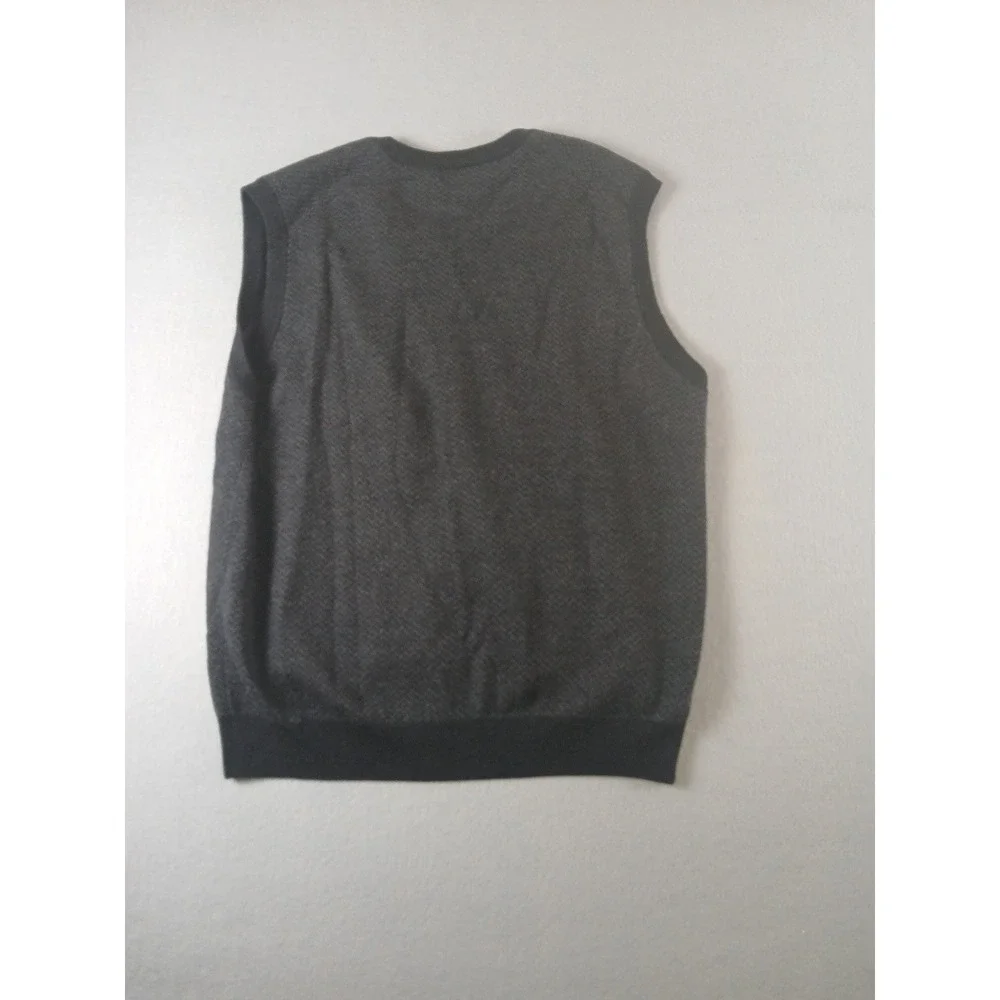 Brooks Brothers 346 100% Merino Wool Geometric Sweater Vest Men's Medium Gray!